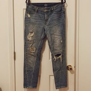 BDG Slim Boyfriend Medium Wash Distressed Jeans